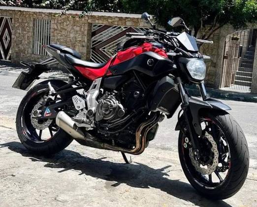 YAMAHA MT-07 